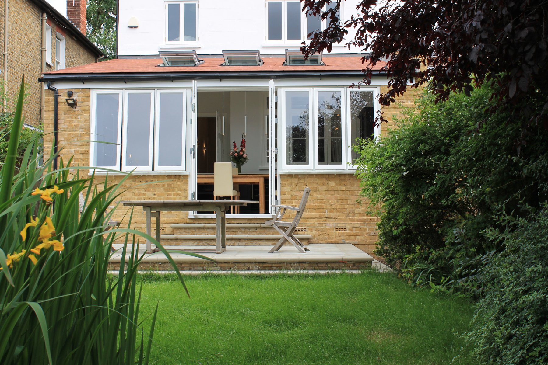 West Wimbledon - photo 2